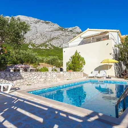 Dario In Makarska, Private Pool Vila *